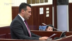 Заев vs Вељаноски на дебатата за уставни измени