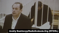 Юрій Луценко та адвокат Ігор Фомін. Апеляційний суд Києва розглядає апеляцію екс-міністра внутрішніх справ Юрія Луценка, Київ, 20 листопада 2012 року 