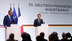 გერმანიის კანცლერის, ფრიდრიხ მერცის და საფრანგეთის პრეზიდენტის, ემანუელ მაკრონის პრესკონფერენცია. ტულონი, საფრანგეთი. 2025 წლის 29 აგვისტო 