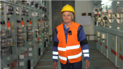 (Video) Angajat la 80 de ani: De o viață are grijă de troleibuzele Chișinăului