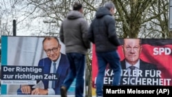 Merz je favorit da zamijeni Scholza kao kancelara, ali još uvijek nije jasno koje koalicije vlasti će biti moguće nakon izbora.