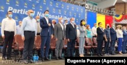 Liderul PNL Bihor, Ilie Bolojan, a evitat să se declare de partea vreunuia dintre cei doi candidați pe președinția PNL. Organizaţia sa va avea 180 de delegaţi la Congresul PNL din 25 septembrie.