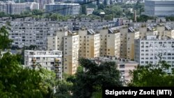 Az Óbudai lakótelep panelházai 2025. július 11-én