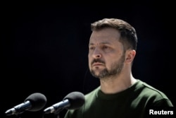 Președintele ucrainean Volodimir Zelenski face apeluri disperate către aliați să-i permită folosirea armelor occidentale împotriva unor ținte de pe teritoriul Rusiei.