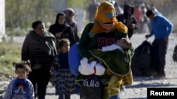 Мигранти во Гевгелија. 