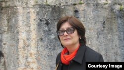 Изида Чаниа