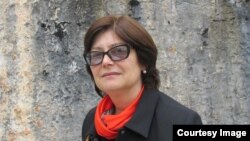 Изида Чаниа