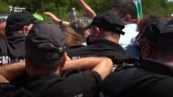 "Плажът е наш". Хронология на едно необичайно плажуване