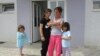 Romi iz takozvanog Mikronaselja, Severna Mitrovica, april 2016.