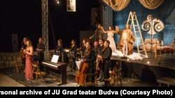 Sa premijere opere "Služavka gospodarica" u Budvi, kojom je otvoren festival TOURNEE 