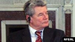 იოახიმ გაუკი თბილისში, 2007 წლის 10 მარტი.