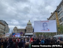 Mii de oameni au cerut la Praga demisia președintelui Milos Zeman, 29 aprilie 2021.