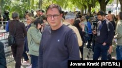 David Trnavac, surpug uhapšene profesorke i aktivistkinje Marije Vasić nakon prve posete supruzi posle dva meseca pritvora, 15. maj 2025.