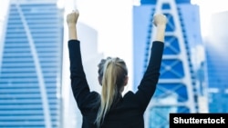 Илустрација: Среќна жена