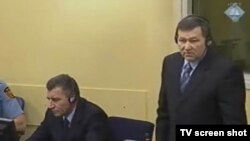 Ante Gotovina i Mladen Markač u sudnici 26. siječnja 2012.