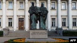 Паметникът на Св. Св. Кирил и Методий в София.