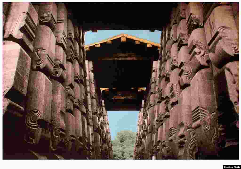 Чачак, Богдан Богдановиќ, Мазовлеј на борба и победа