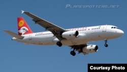 Садыр Жапаровтың ұшағы ұлттық нақышта безендірілген.