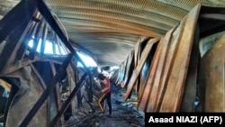 Разурнат одделот за коронавирус по пожарот во болницата Ал-Хусеин во јужниот ирачки град Насирија, 13 јули 2021 година.