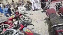 Хаос і страждання після вибуху з багатьма жертвами на виборчій дільниці в місті Кветта