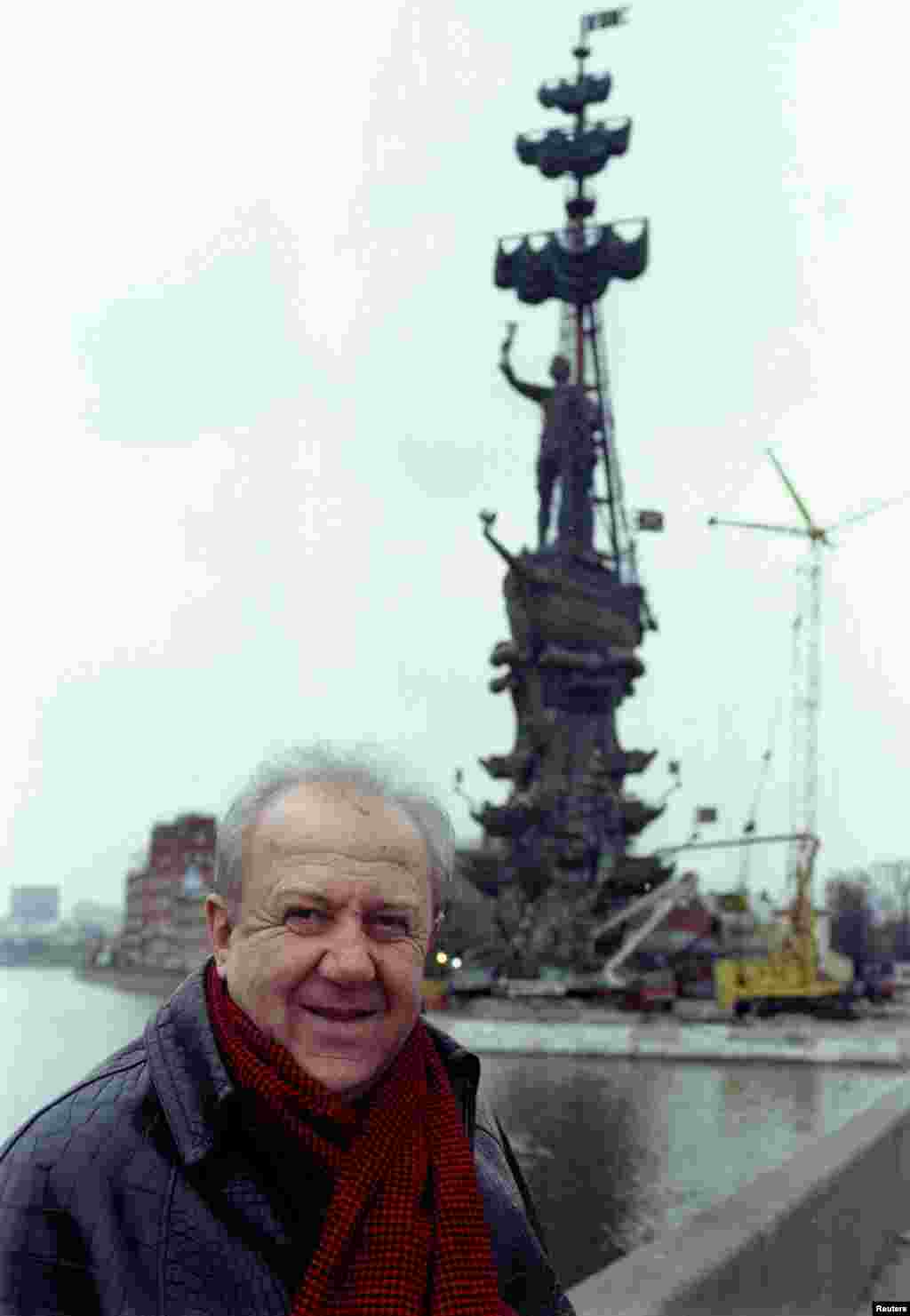 პეტრე I-ის ძეგლი მოსკოვში (1997 წ.)