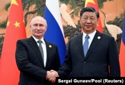 China a adoptat o poziție neutră față de războiul din Ucraina, deși cu câteva zile înainte de invazia la scară largă, a anunțat un „parteneriat fără limite” cu Rusia.