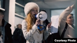 “Ne u përpoqëm të mos biem në narrativët e politikanëve të tjerë, sepse ne nuk jemi politikanë”, thekson Anja Despotoviq.