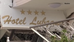 Drač pod ruševinama, šatori puni