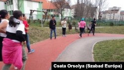 Kezdetben együtt futottunk, de ez lelassította az ügyesebbeket