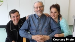 Јулијана Папазова, Александар Џамбазов и Елени Новаковска 