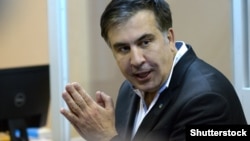 Екс-президент Грузії Міхеїл Саакашвілі під час засідання суду в Києві, 11 грудня 2017 року