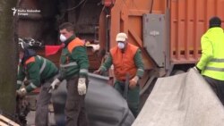 Čišćenje stanice u Tuzli nakon odlaska migranata