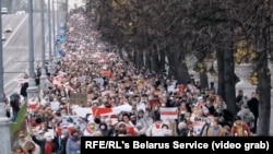 Munkások és diákok is csatlakoztak a sztrájkhoz 2020. október 26-án.