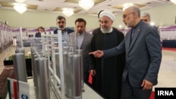 Predsjednik Irana Hassan Rouhani (drugi zdesna) na obilježavanju Dana nacionalne nuklearne tehnologije