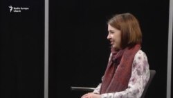 O generație, două maluri: interviu cu Iulia Serbinovici