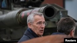 Shefi i NATO-s, Jens Stoltenberg. 