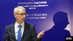 Николај Денков