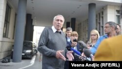 Novinar Milan Jovanović nakon jednog od ročišta u Beogradu (april 2019. godine)