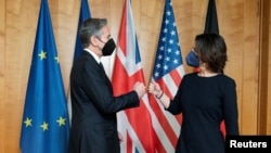 Secretarul de stat american Antony Blinken și șefa diplomației germane, Annalena Baerbock, Berlin, 20 ianuarie 2022.
