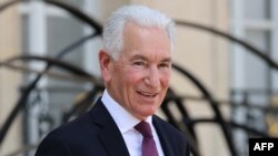 Charles Kushner, ambasadorul SUA în Franța și Monaco. 