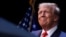 Fostul președinte Donald Trump, potențial candidat republican la președinție în noiembrie, a ținut duminică un miting de campanie la Rochester, în statul New Hampshire, unde vor avea loc următoarele alegeri primare. 