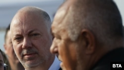 Лидерът на ГЕРБ Бойко Борисов и премиерът Росен Желязков при откриването на отсечка от магистрала "Европа", 14 септември 2025 г.