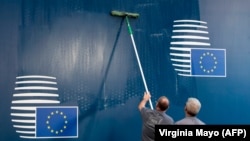 Četrnaest prioriteta koje je utvrdila EK za BiH, trebali su analizirati i provesti novoizabrani organi vlasti, koji još nisu ni formirani (Fotografija iz sjedišta EU)