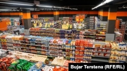 Prodavnica prehrambenih proizvoda na severu Kosova, novembar 2024.