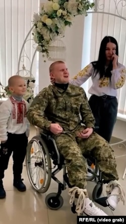 Victoria și Nazar s-au căsătorit în centrul de reabilitare