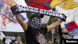 მომიტინგეები ბელგრადში. 11 ოქტომბერი, 2025.