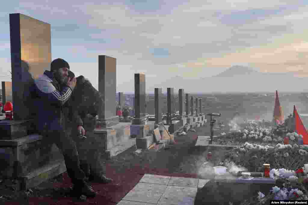 Тага на гробиштата Јераблур на 19 декември.