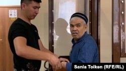 Гражданский активист Кайырлы Омар в зале суда. 24 июля, 2019 года.