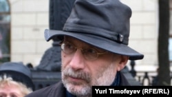 ბორის აკუნინი (გრიგორი ჩხარტიშვილი), მწერალი