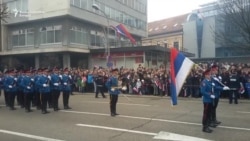 Svečani defile uprkos neustavnosti